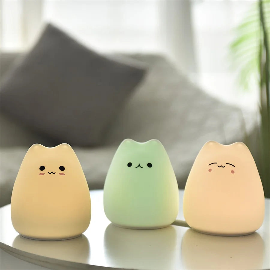 Cute Cat Night Light – 7-Color Silicone Touch Lamp for Kids & Bedroom
